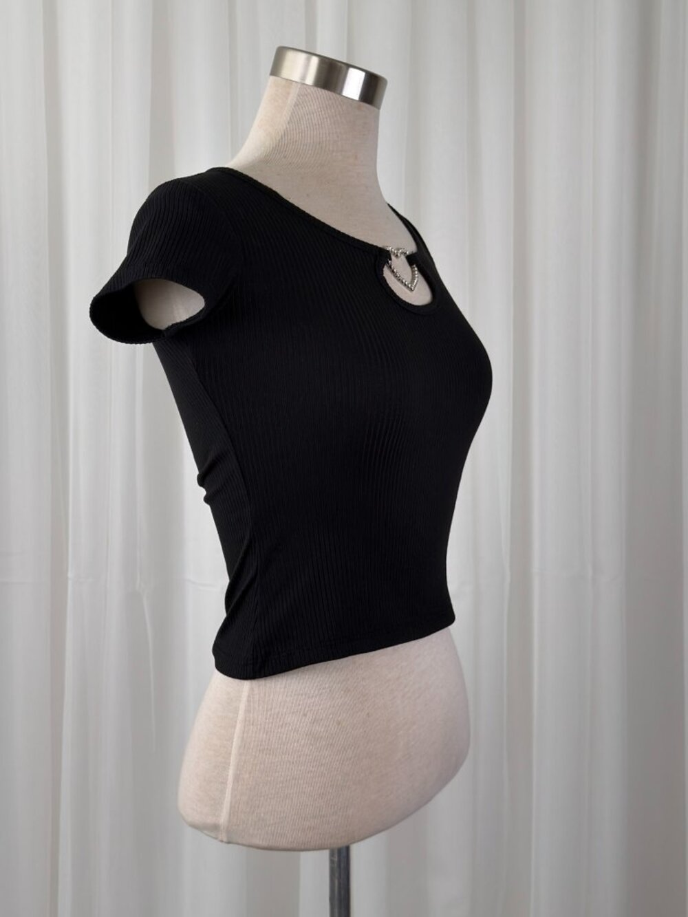Heart Cutout Rhinestone Ribbed Crop Top Coquette Y2K Black Soft Girl Womens S - Picture 5 of 6